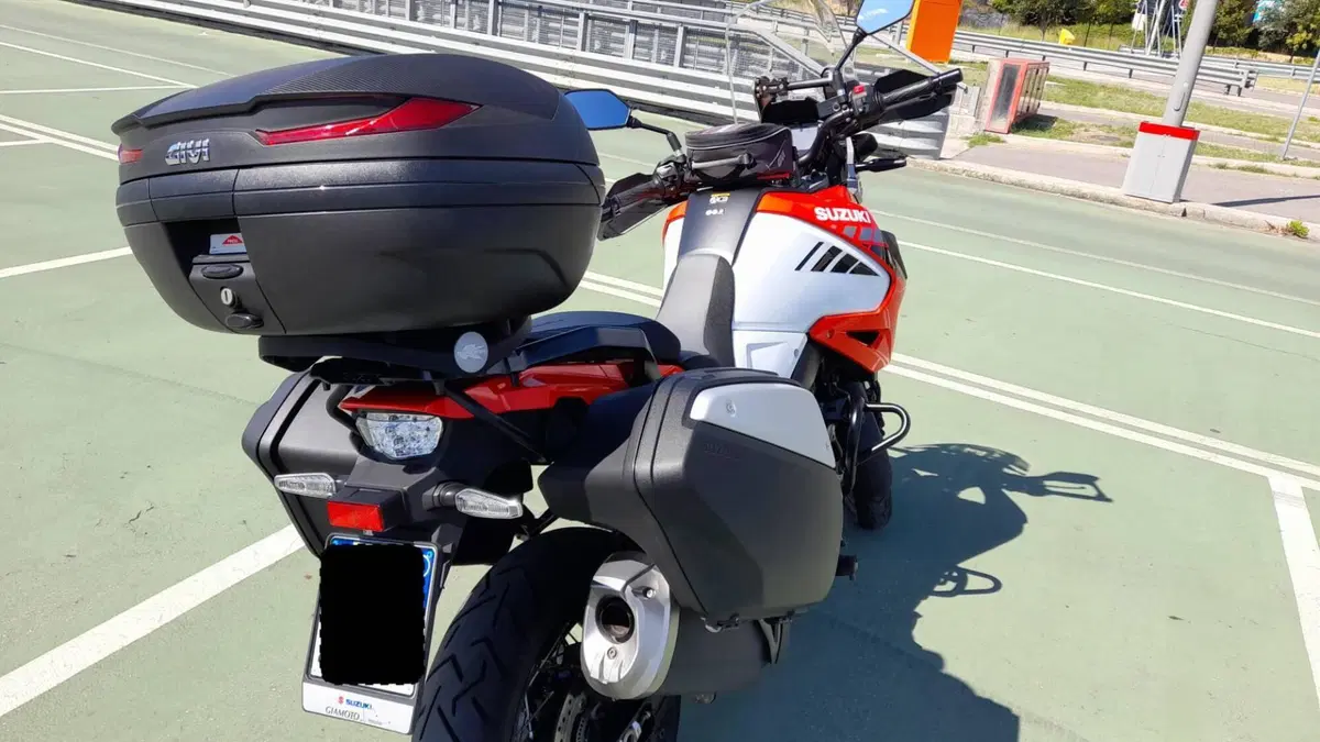 Suzuki V-Strom 1050XT Pro (2020 - 23) (6)