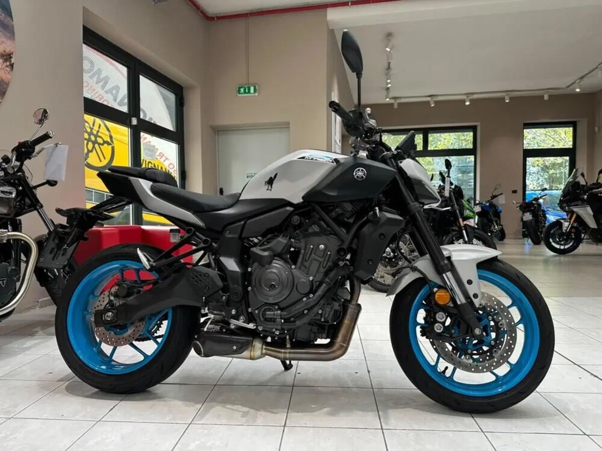 Yamaha MT-07 Y-AMT (2025 - 26)