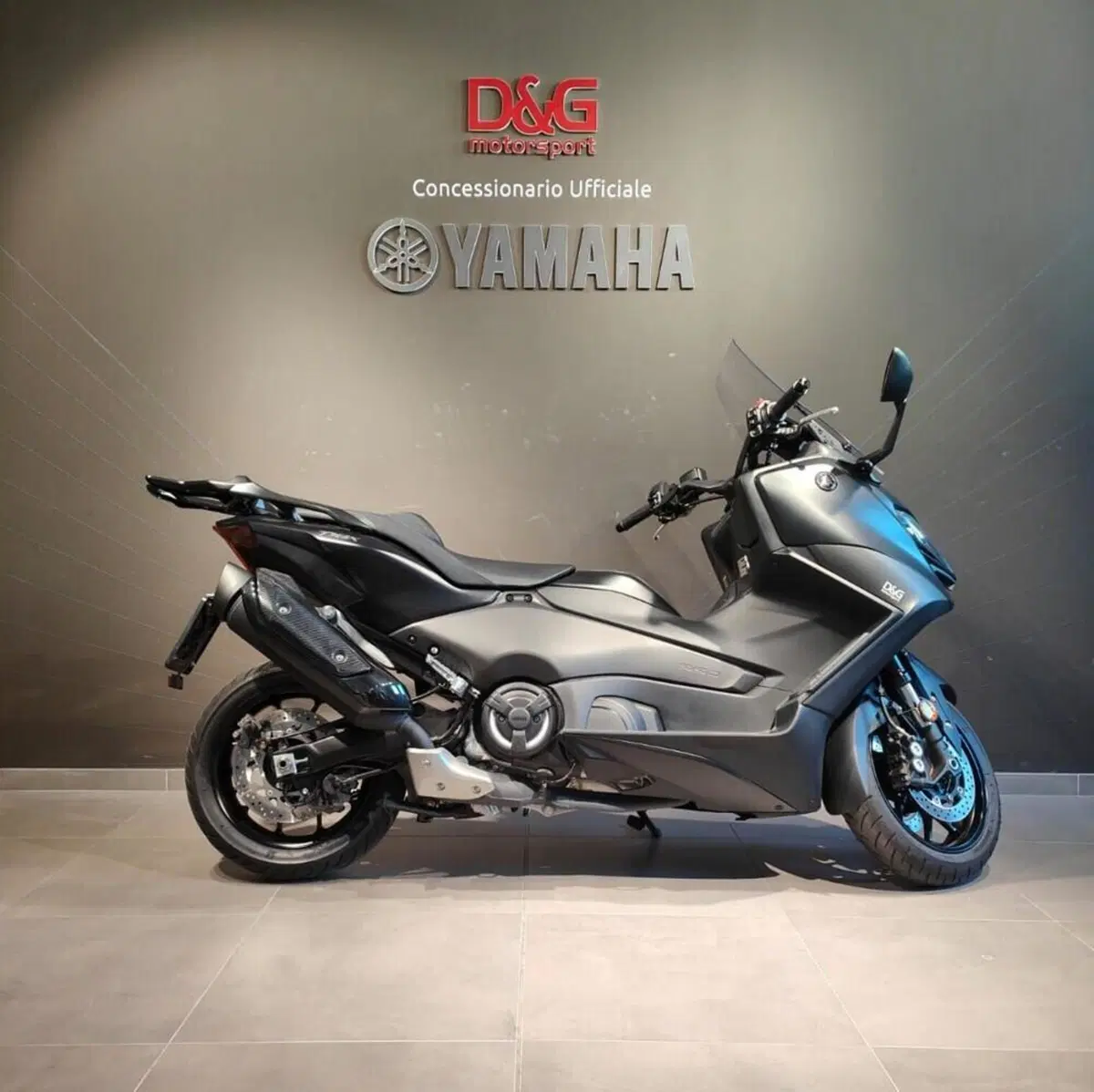 Yamaha T-Max 560 (2022 - 24)