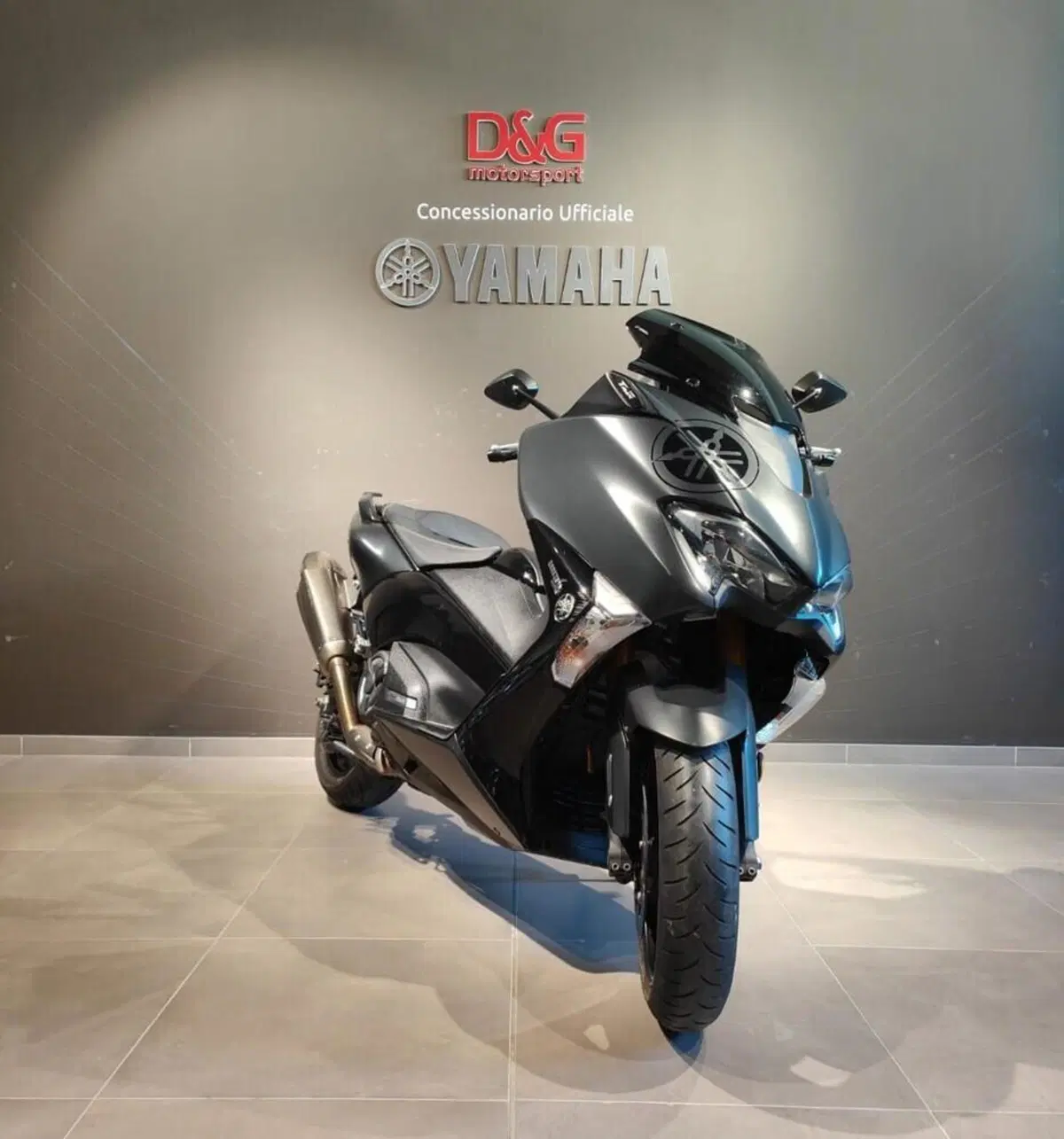 Yamaha T-Max 530 SX (2017 - 19) (2)