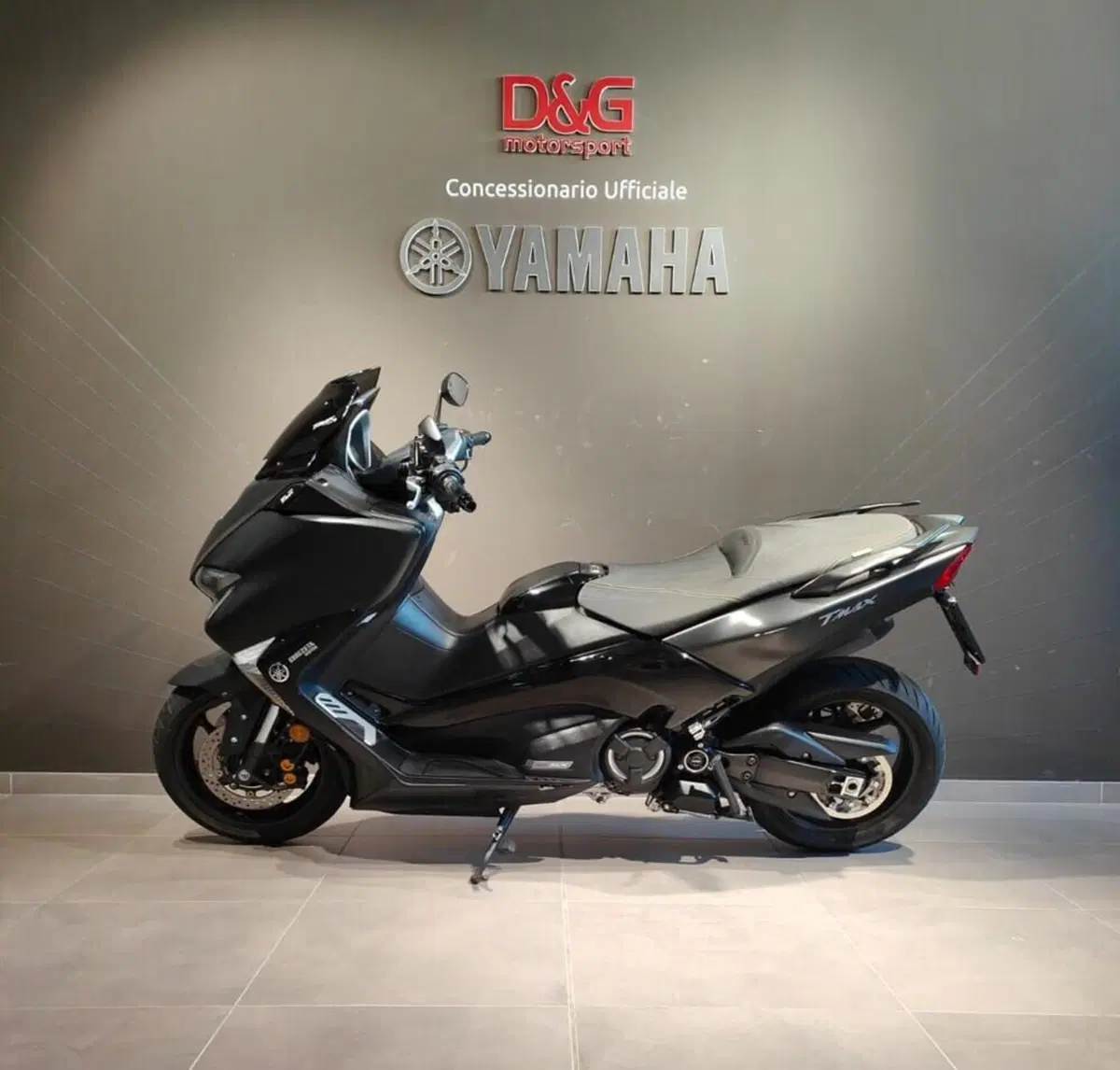 Yamaha T-Max 530 SX (2017 - 19) (4)