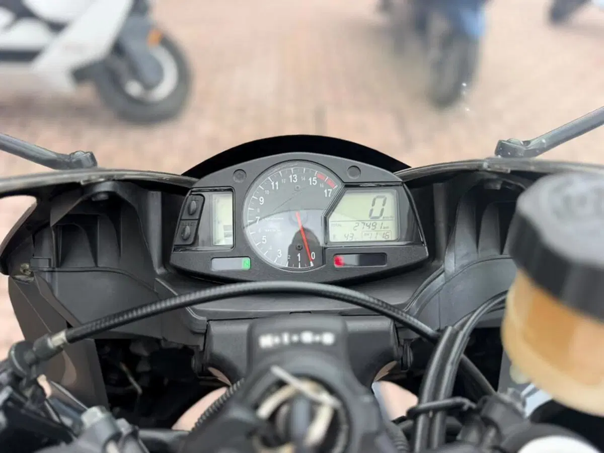 Honda CBR 600 RR (2007 - 08) (3)