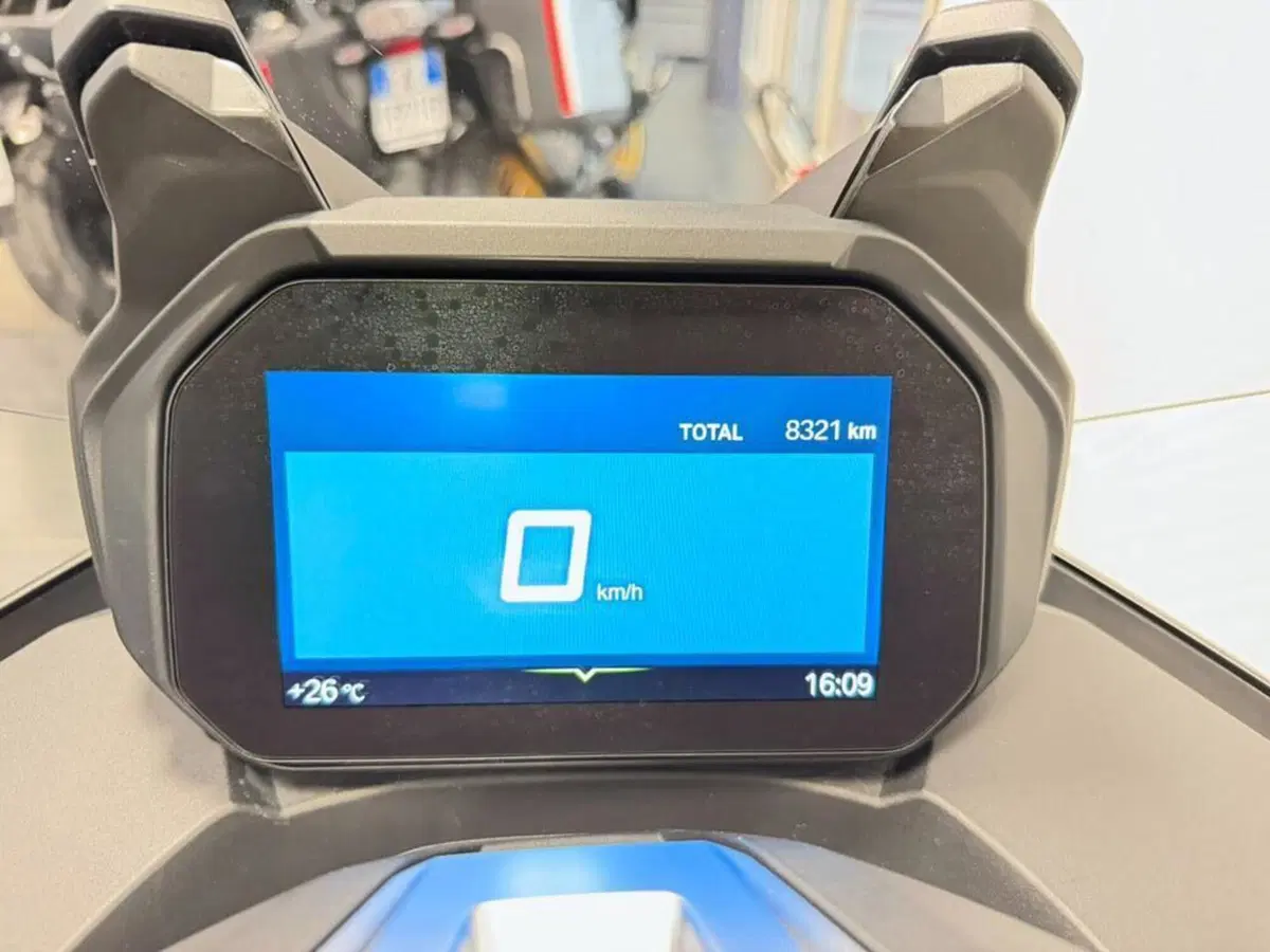 Bmw C 400 GT (2021 - 24) (9)