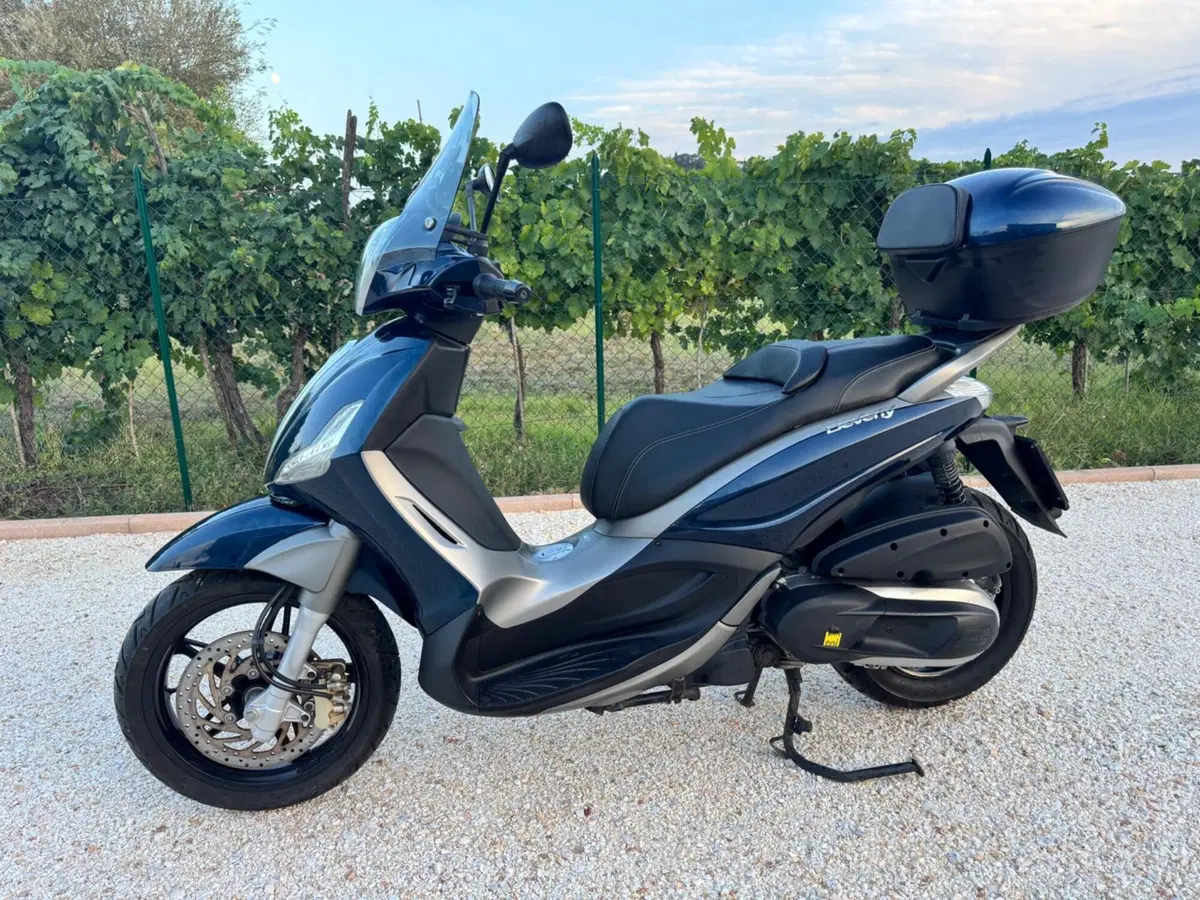 Piaggio Beverly 350 SportTouring ie (2011 - 15) (7)