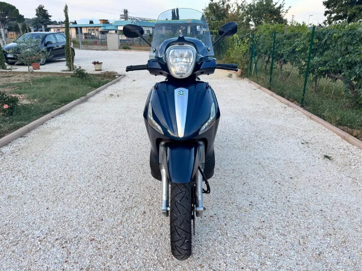 Piaggio Beverly 350 SportTouring ie (2011 - 15) (13)