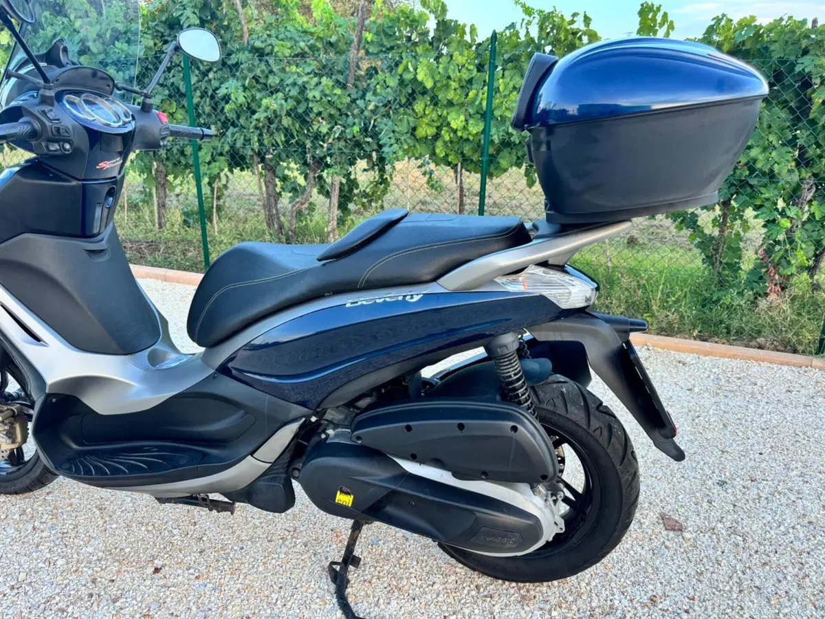 Piaggio Beverly 350 SportTouring ie (2011 - 15) (14)