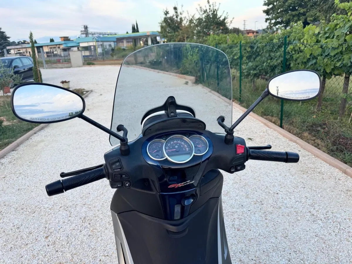Piaggio Beverly 350 SportTouring ie (2011 - 15) (16)