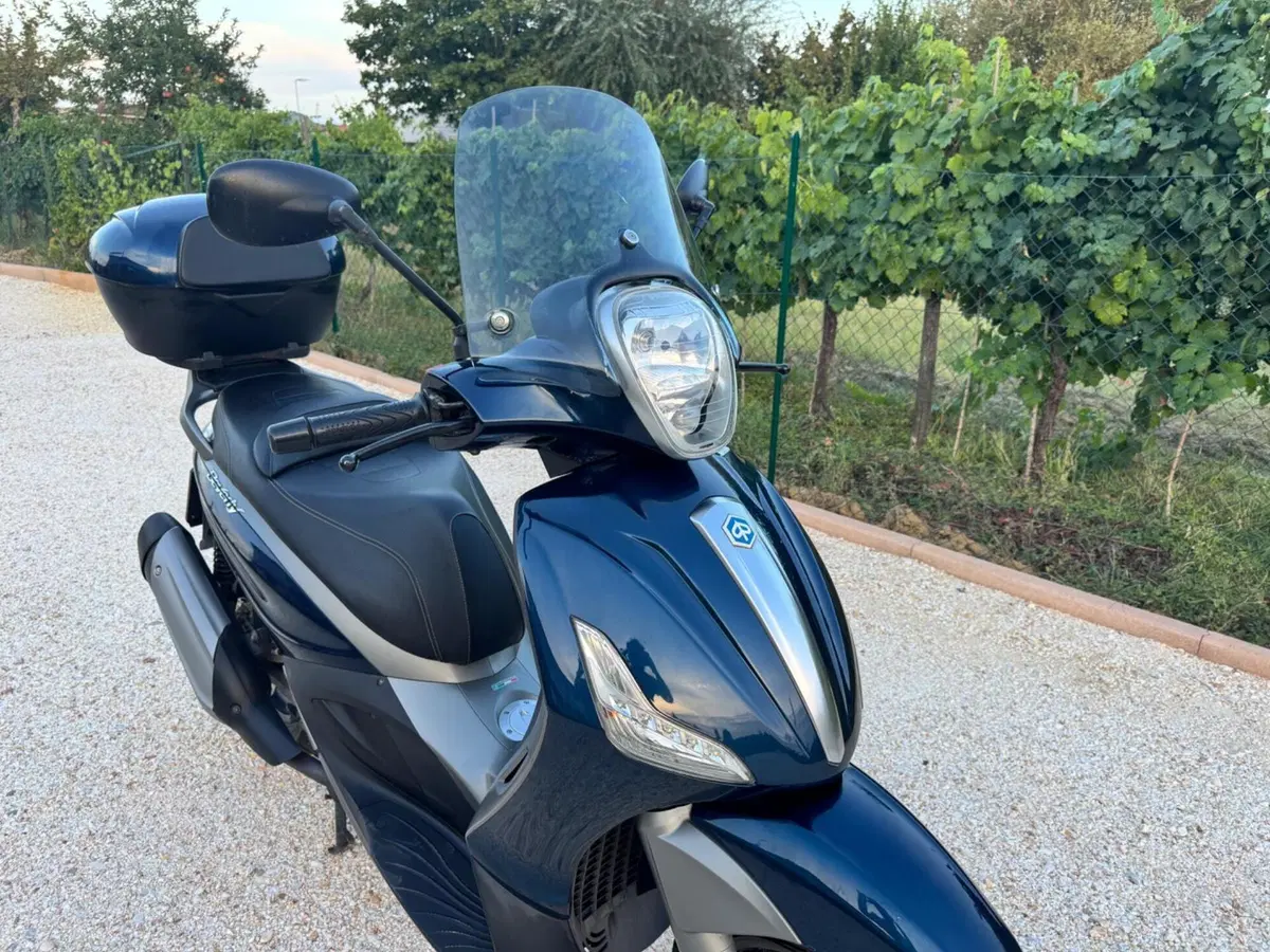 Piaggio Beverly 350 SportTouring ie (2011 - 15) (20)