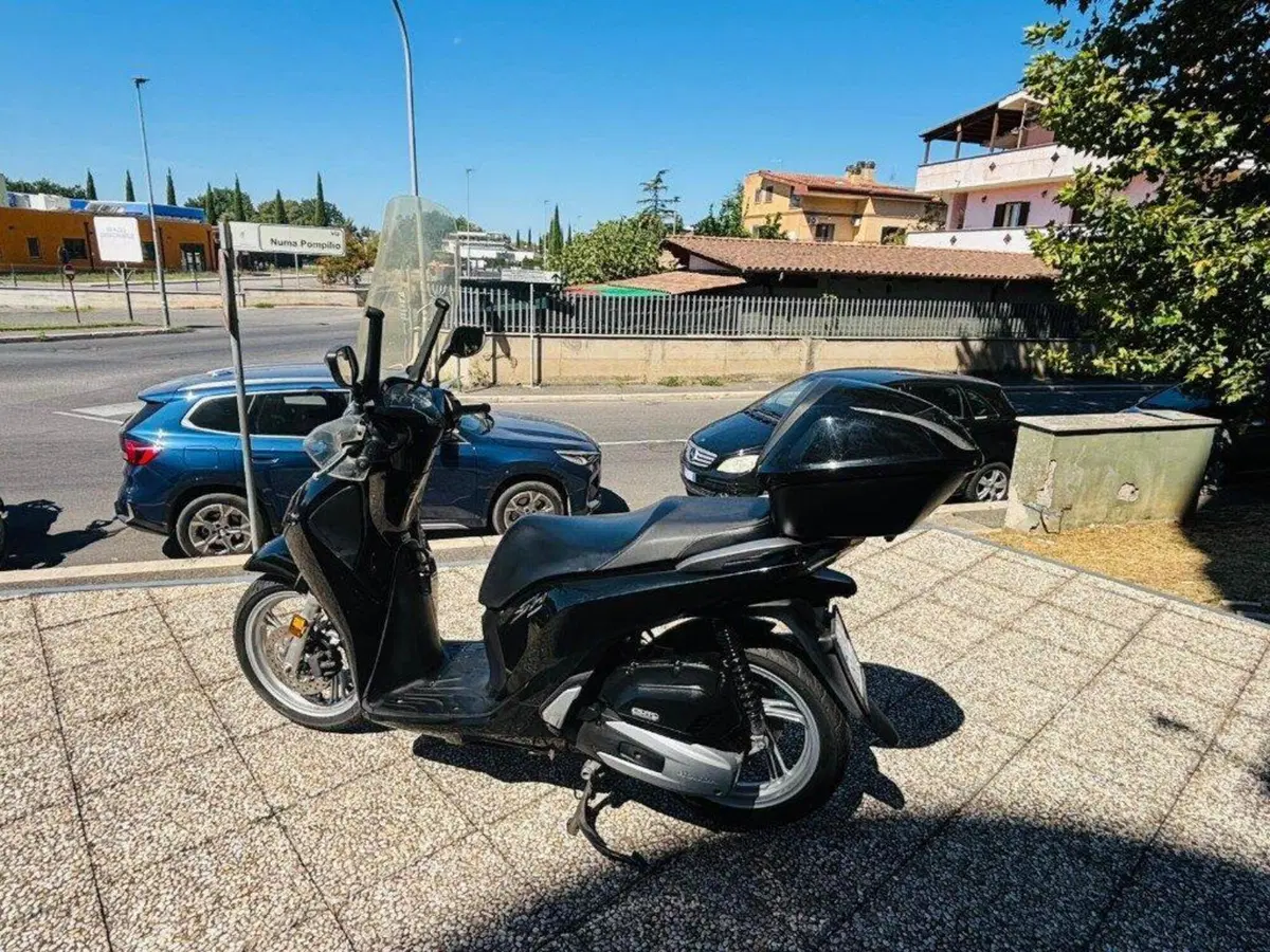 Honda SH 150i (2017 - 19) (3)