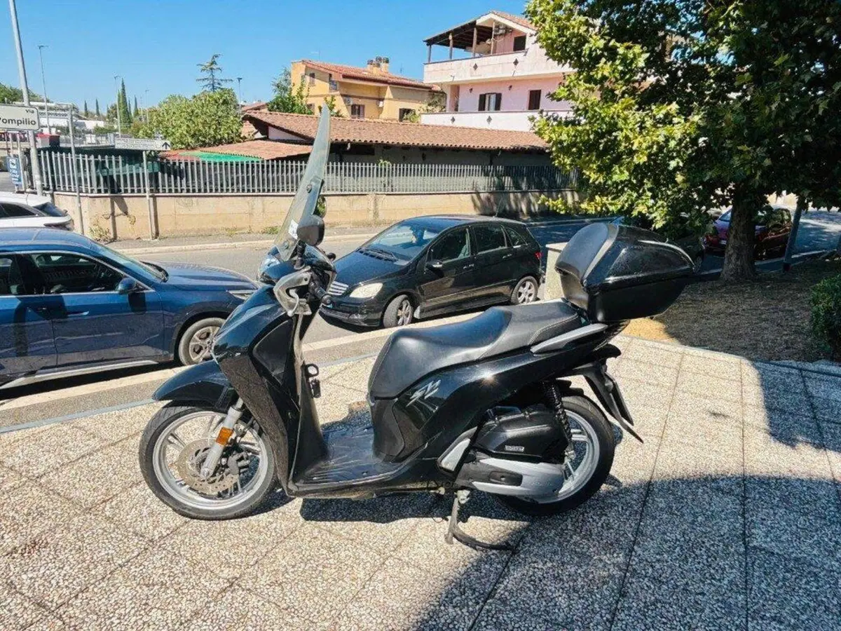 Honda SH 150i (2017 - 19) (8)
