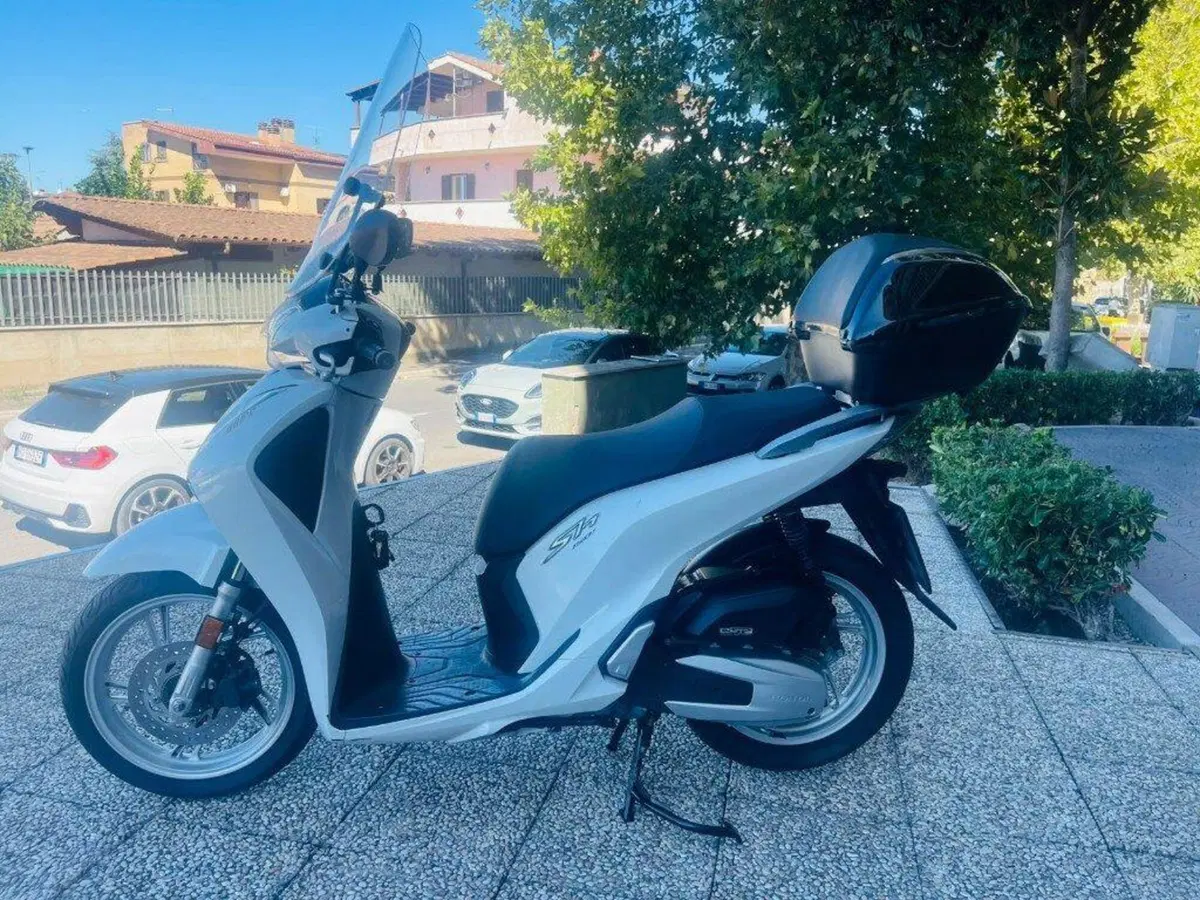 Honda SH 150i (2017 - 19) (3)