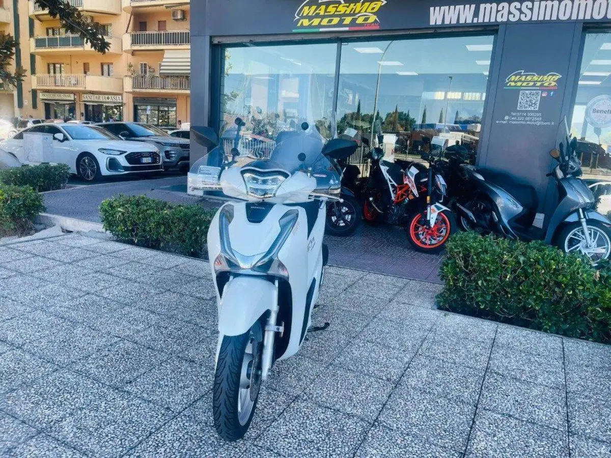 Honda SH 150i (2017 - 19) (8)