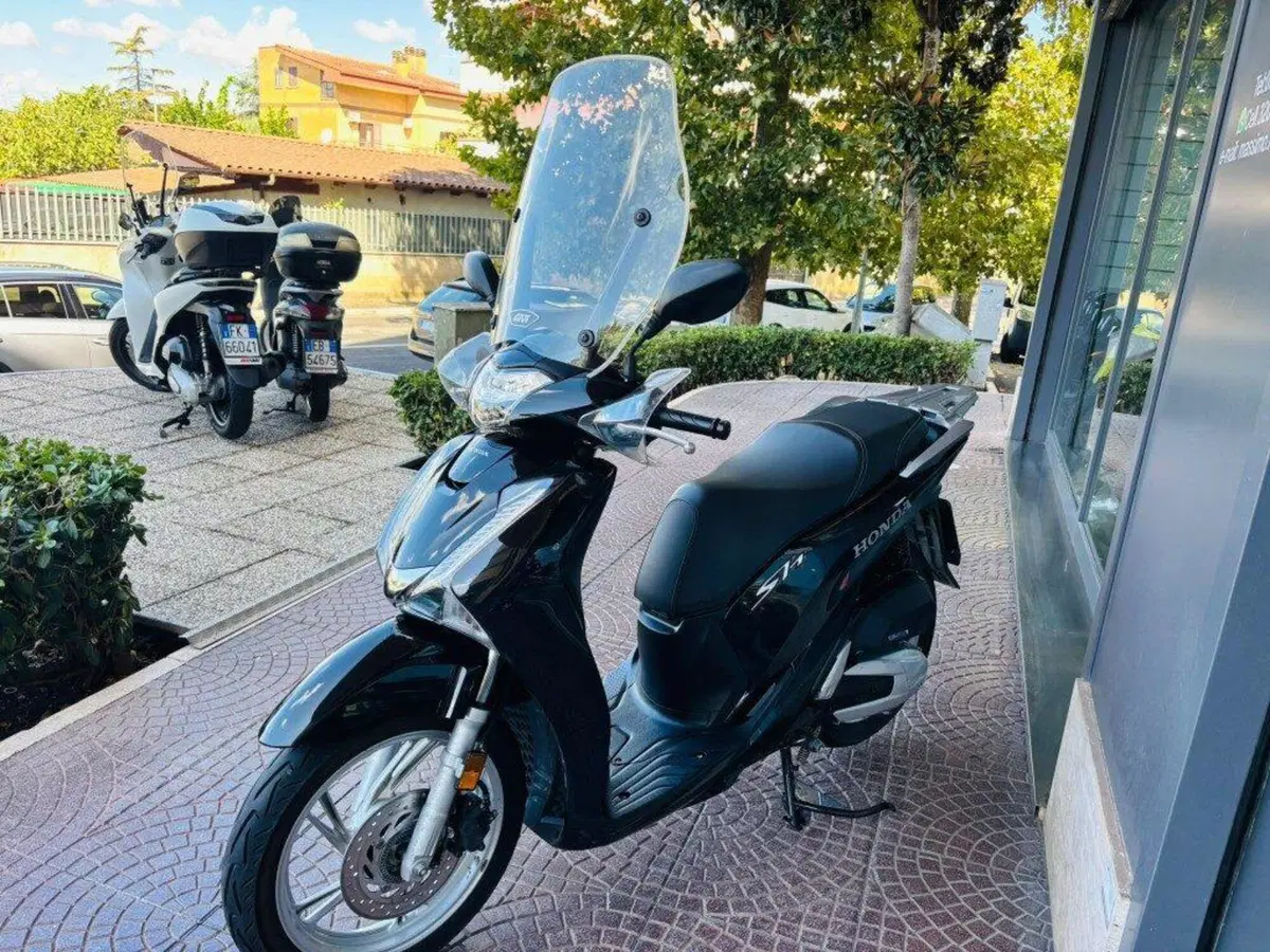 Honda SH 150i (2017 - 19) (3)