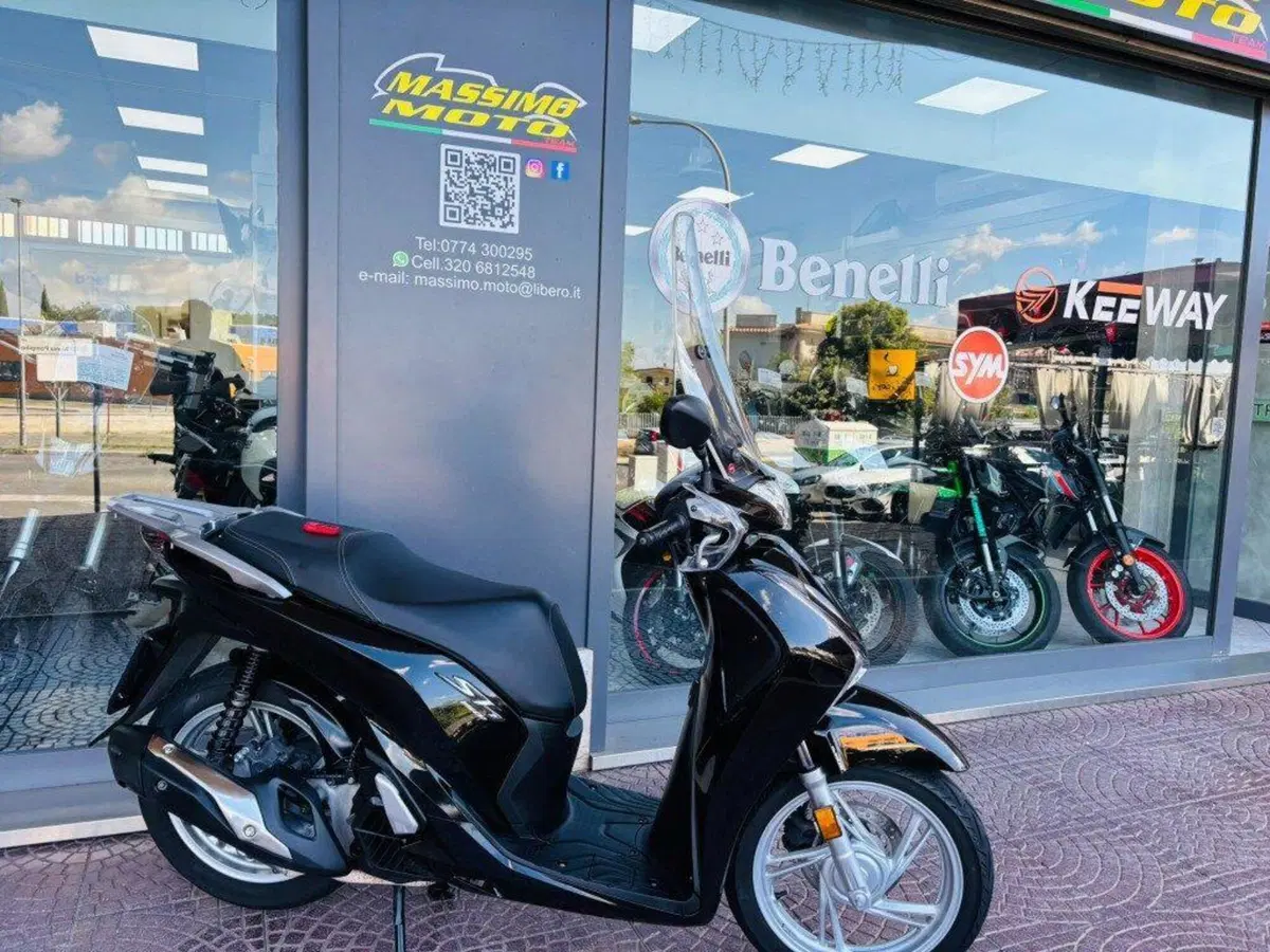 Honda SH 150i (2017 - 19) (9)