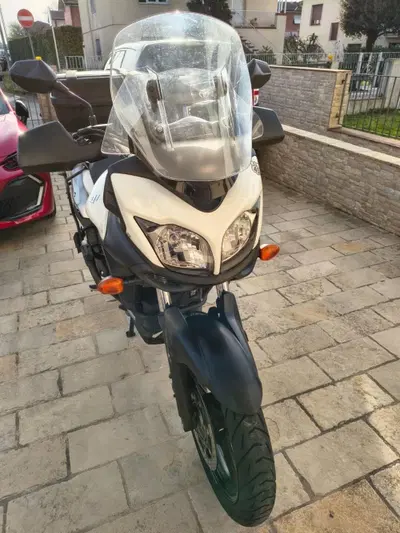 Suzuki V-Strom 650 ABS (2011 - 17) usata