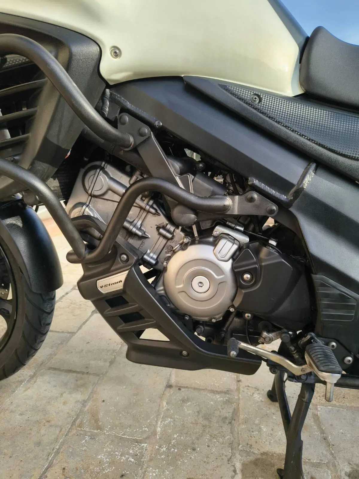 Suzuki V-Strom 650 ABS (2011 - 17) (4)