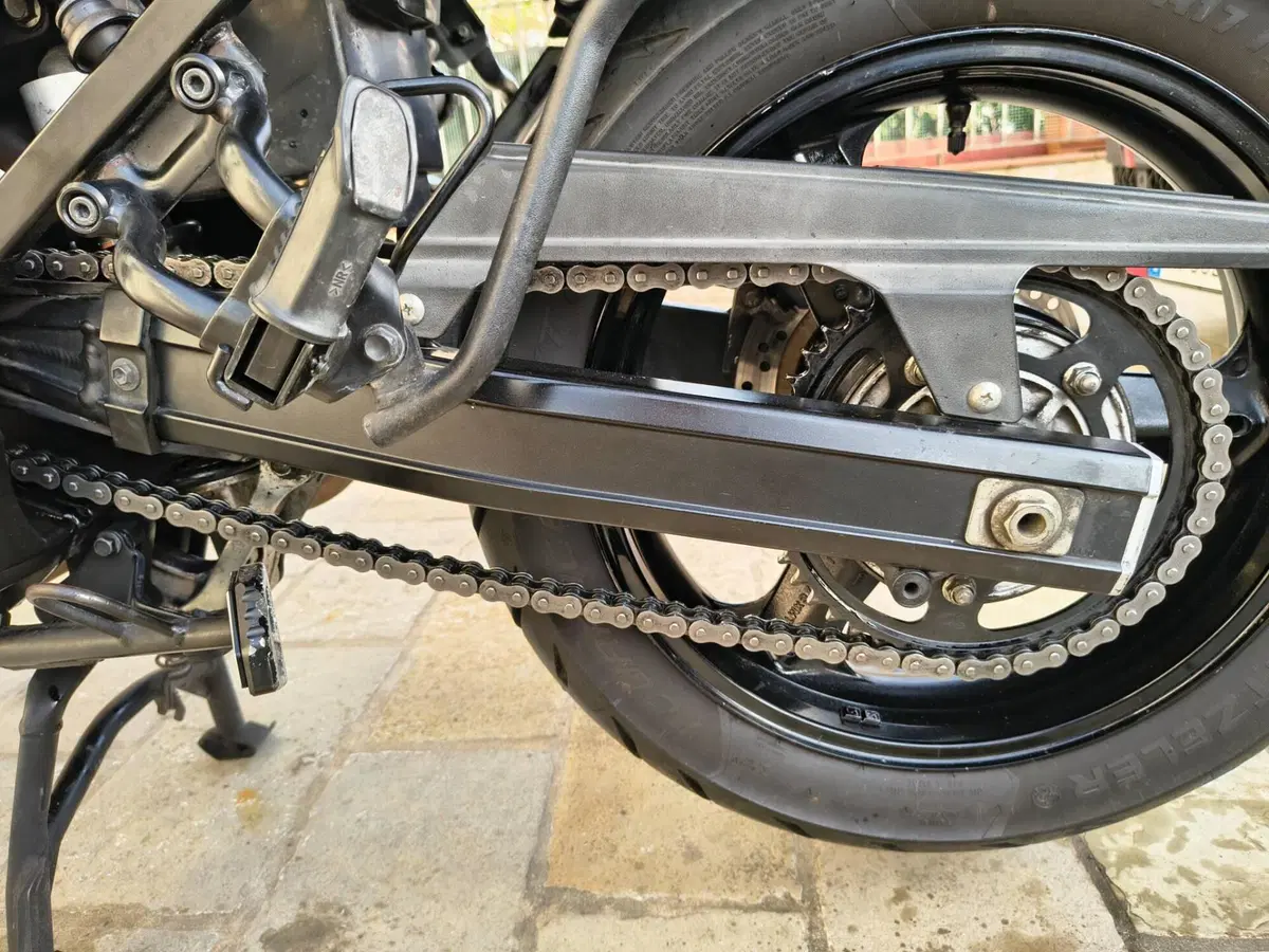Suzuki V-Strom 650 ABS (2011 - 17) (6)