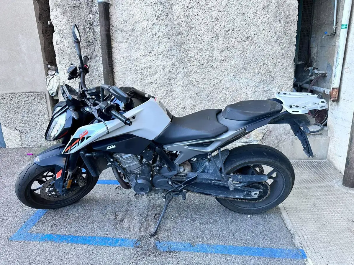 KTM 790 Duke L (2023 - 24)