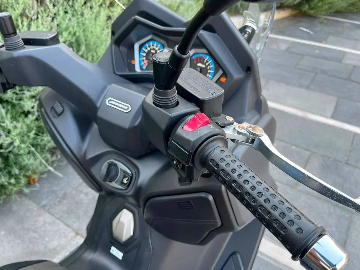 Sym Maxsym 400 (2021 - 25) (2)