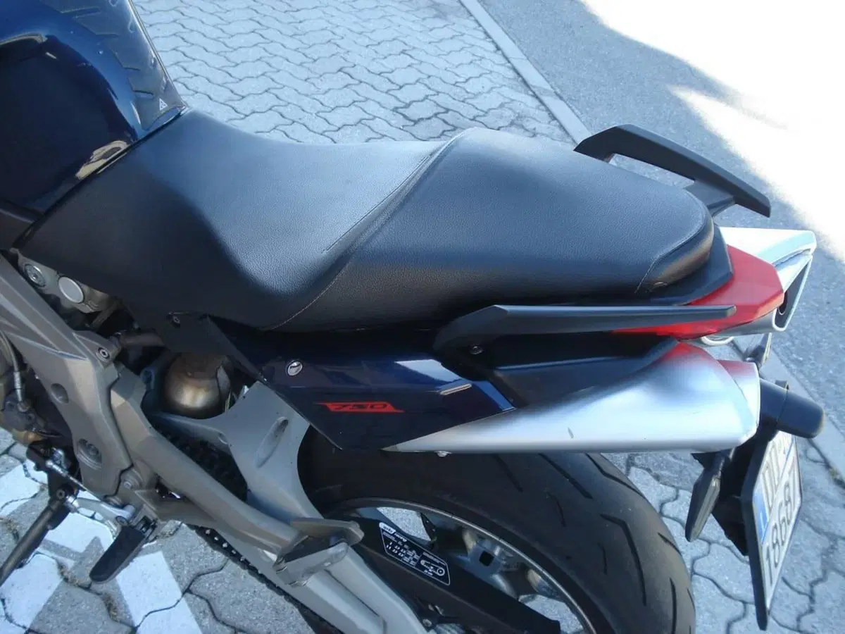 Aprilia Shiver 750 (2008 - 10) (4)