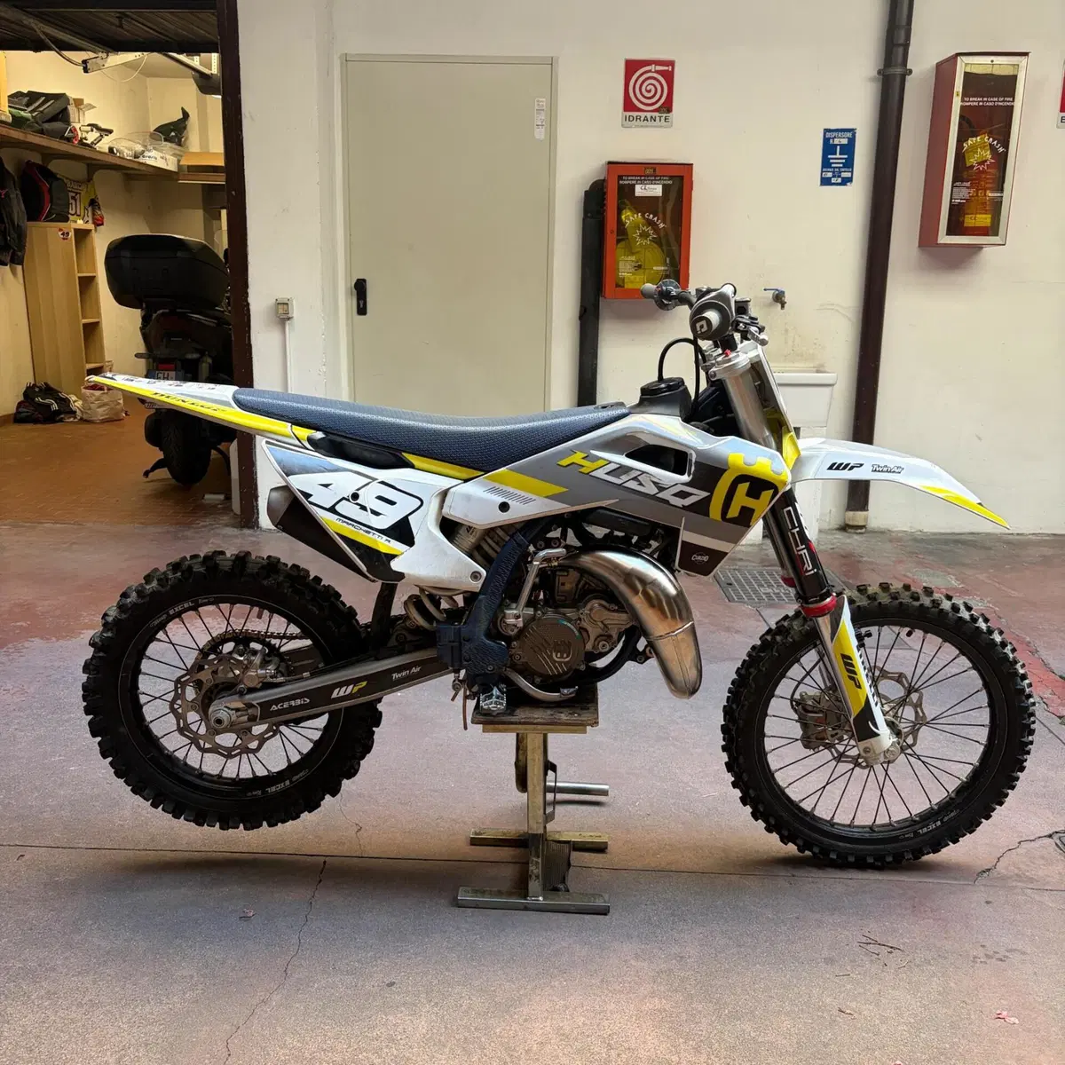 Husqvarna TC 85 19"/16" (2025 - 26) (4)