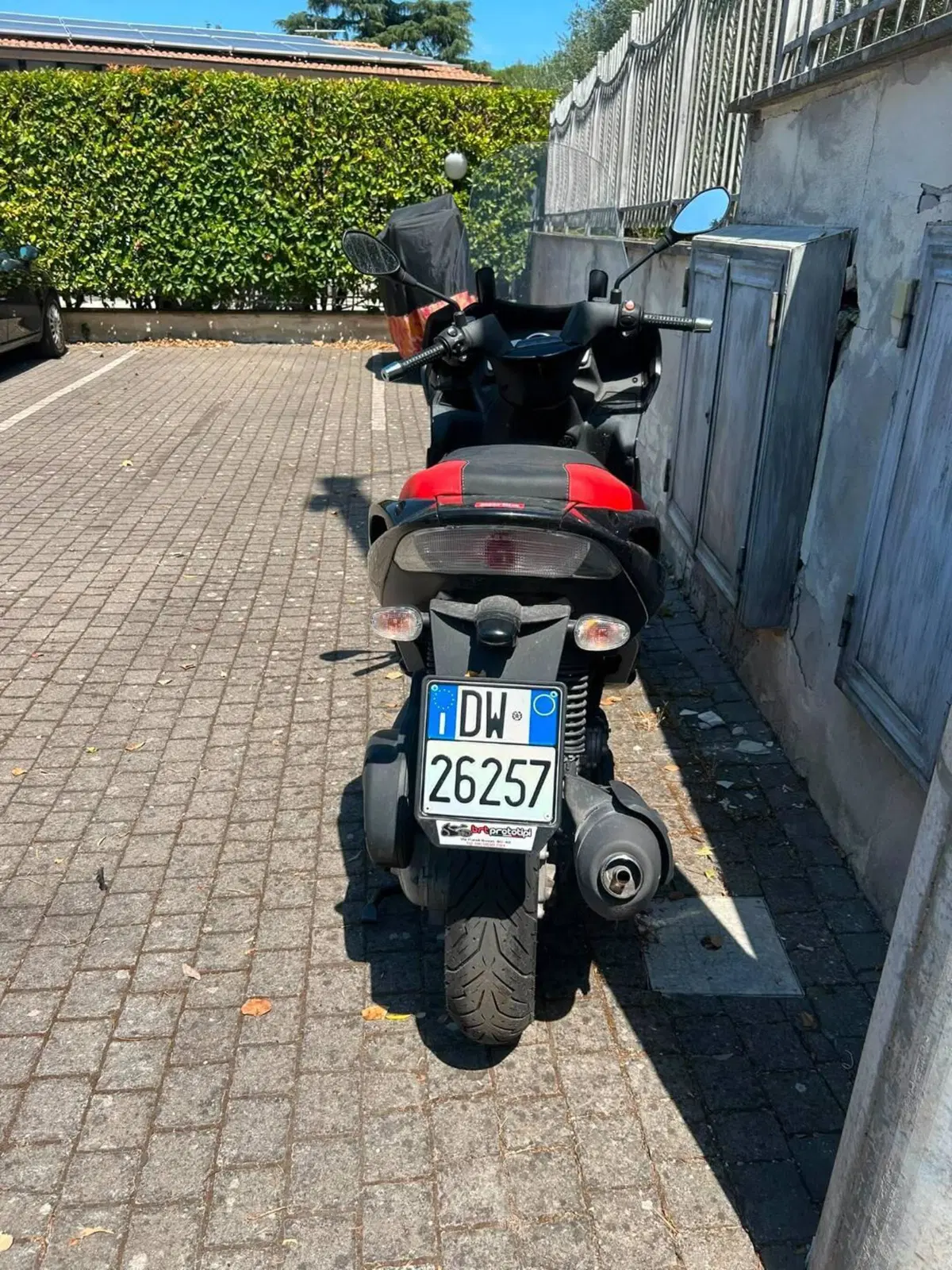 Aprilia SR Max 300 (2011 - 16) (3)