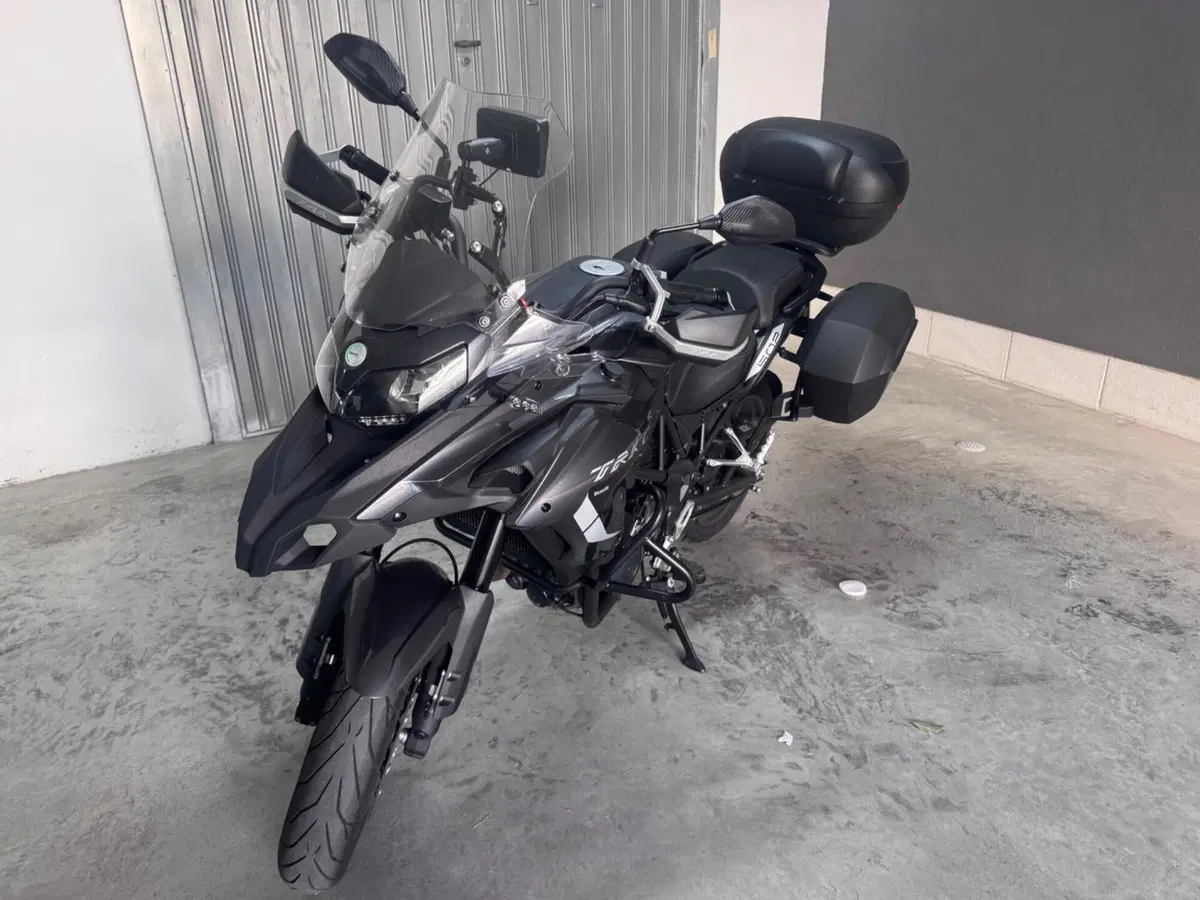 Benelli TRK 502 (2021 - 25) (2)