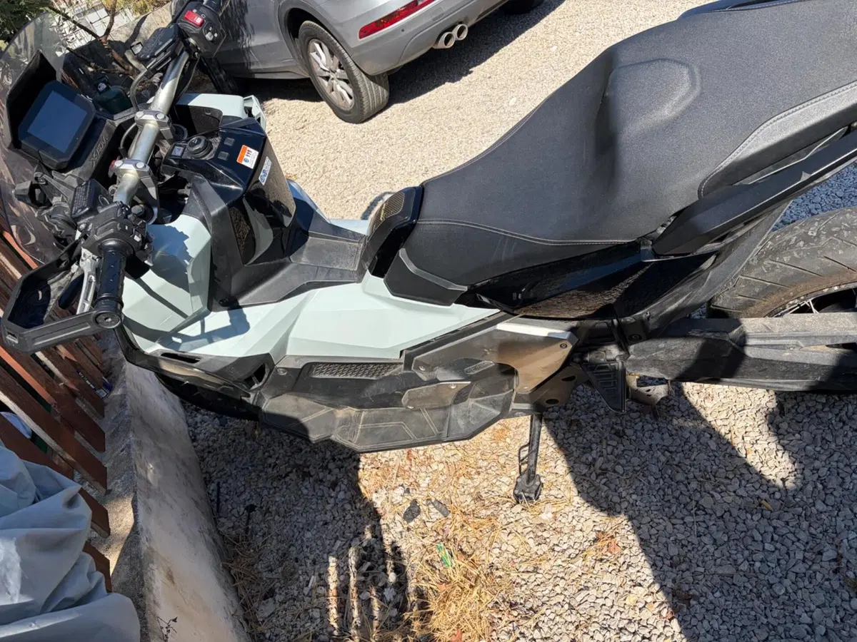 Honda X-ADV 750 DCT (2021 - 24) (8)