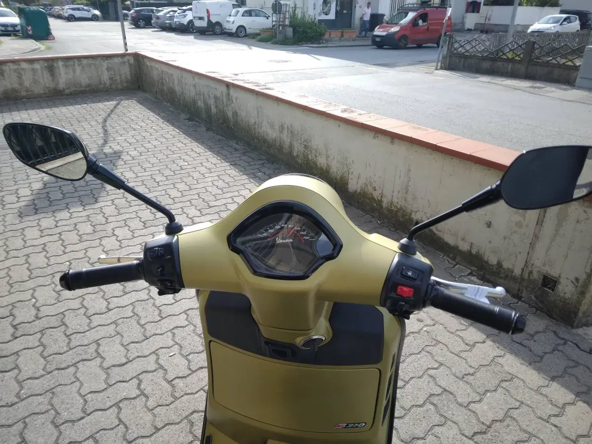 Vespa GTS 310 Supersport (2025 - 26) (4)