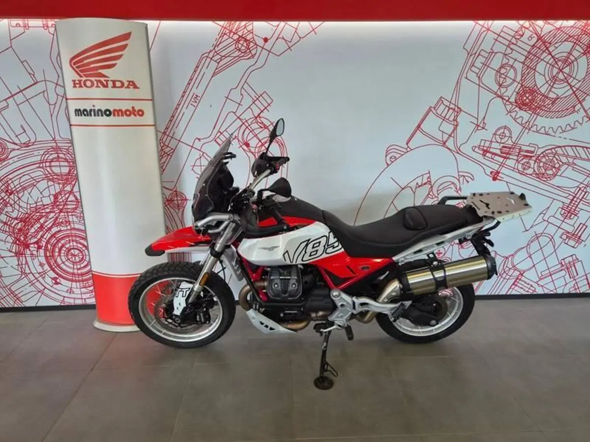 Moto Guzzi V85 TT (2024 - 26) (2)