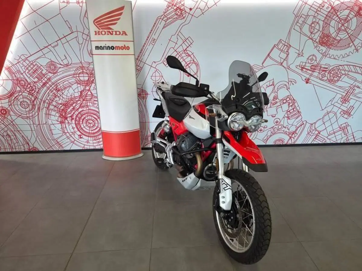 Moto Guzzi V85 TT (2024 - 26) (3)