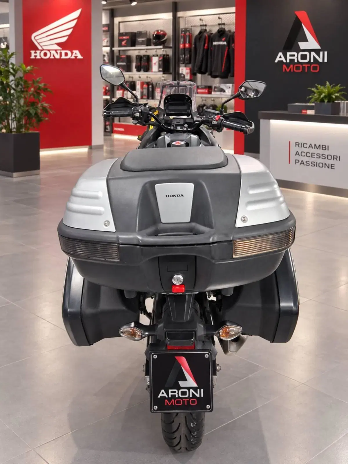 Honda NC 750 X DCT ABS (2016 - 17) (4)