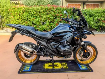 Bmw R 1300 GS Triple Black (2023 - 26) usata