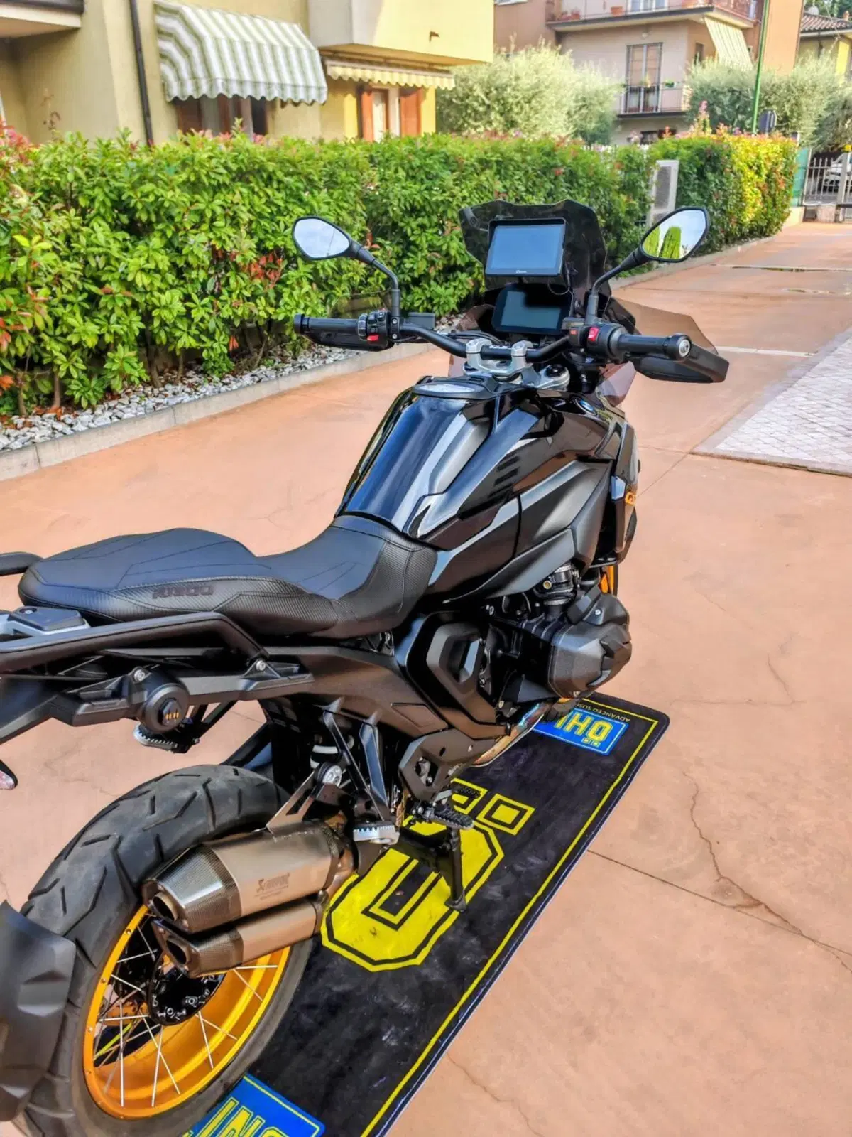 Bmw R 1300 GS Triple Black (2023 - 26) (4)