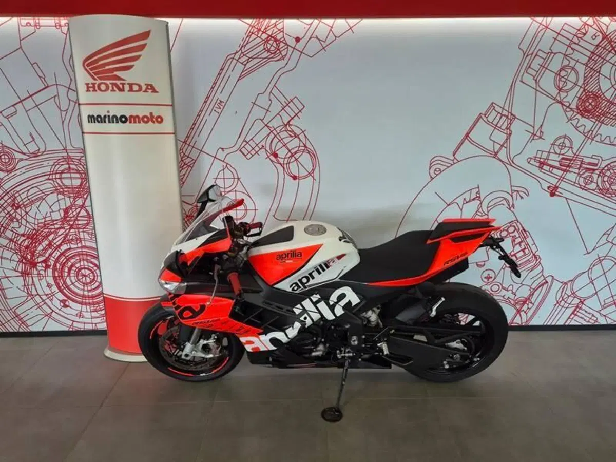 Aprilia RSV4 1100 (2021 - 24) (2)