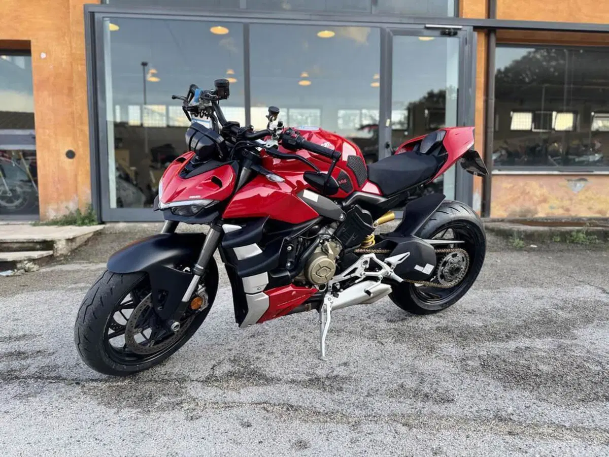 Ducati Streetfighter V4 1100 (2021 - 22) (5)