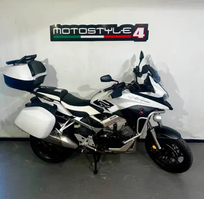 Honda Crossrunner Travel Edition ABS (2015 - 18) usata