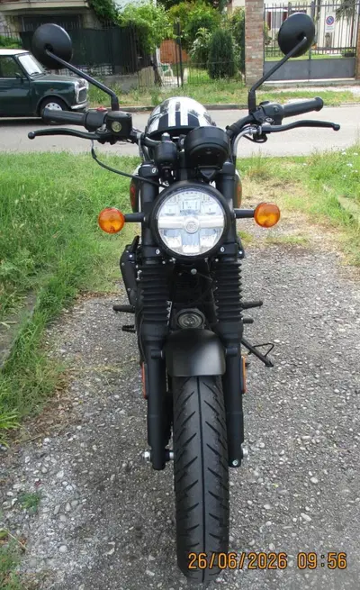 Royal Enfield HNTR 350 (2022 - 26) usata