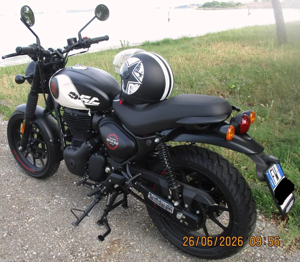 Royal Enfield HNTR 350 (2022 - 26) (4)