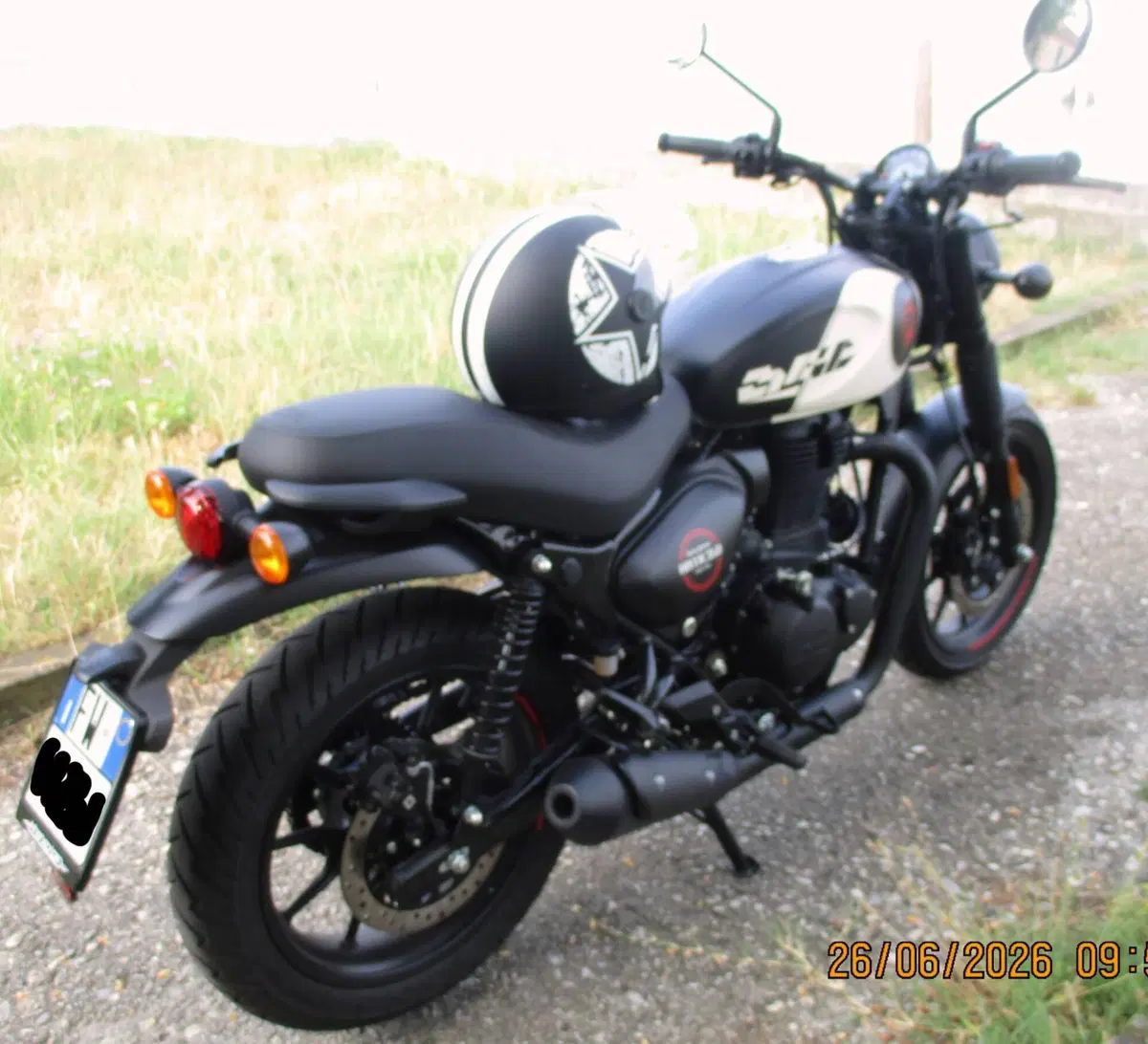 Royal Enfield HNTR 350 (2022 - 26) (5)