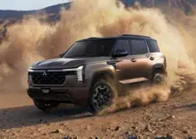 Mitsubishi Pajero 2027, il ritorno del mitico 4x4: diesel da 204 CV e 7 posti