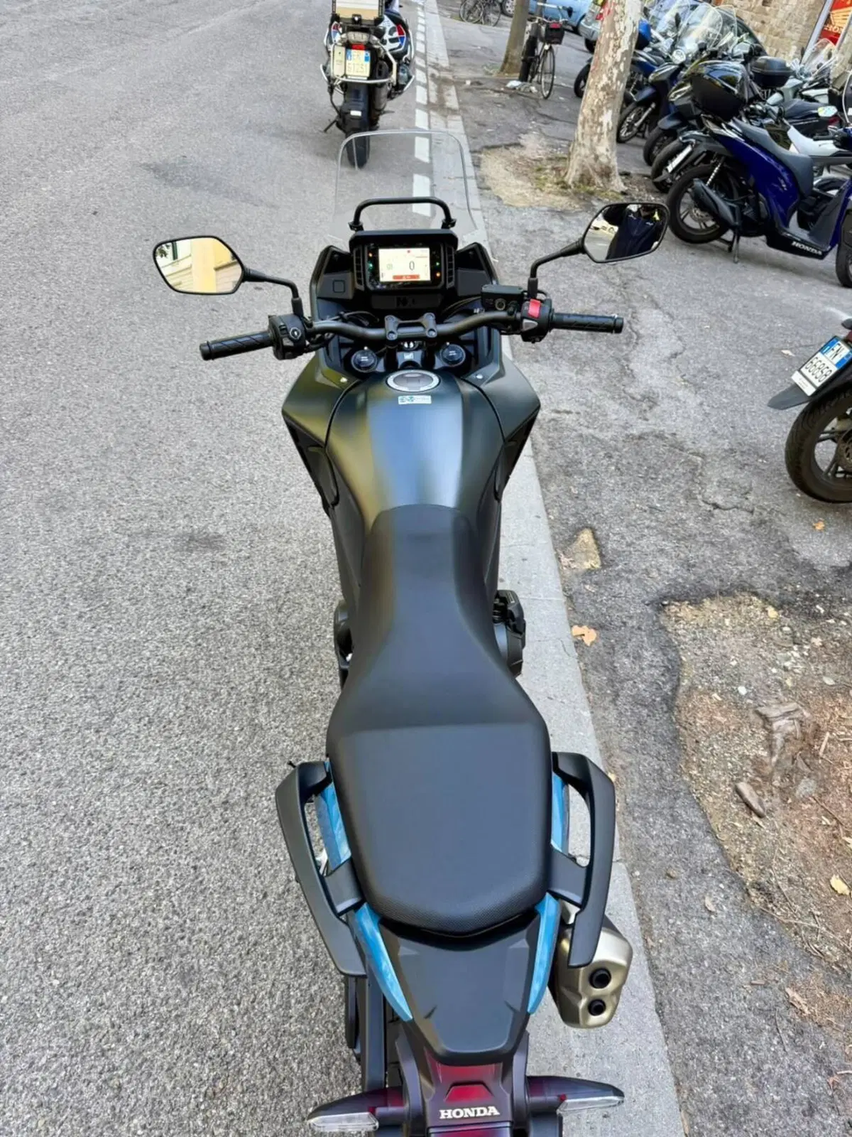 Honda NX500 (2026) (5)