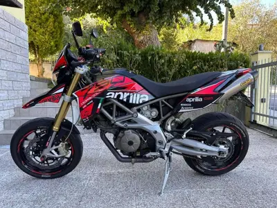 Aprilia Dorsoduro 750 (2009 - 14) usata