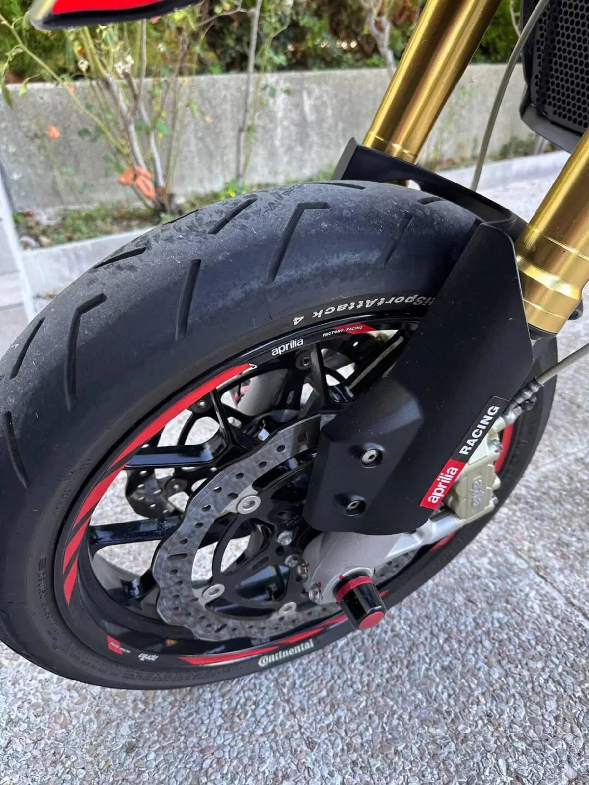 Aprilia Dorsoduro 750 (2009 - 14) (10)