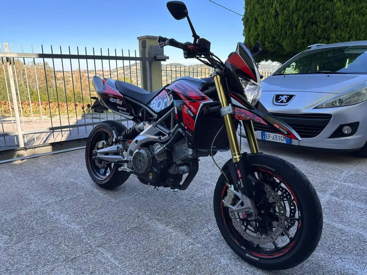 Aprilia Dorsoduro 750 (2009 - 14) (4)