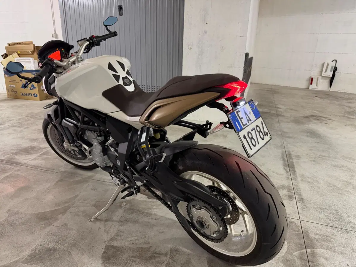 MV Agusta Brutale 675 EAS ABS (2011 - 16) (12)