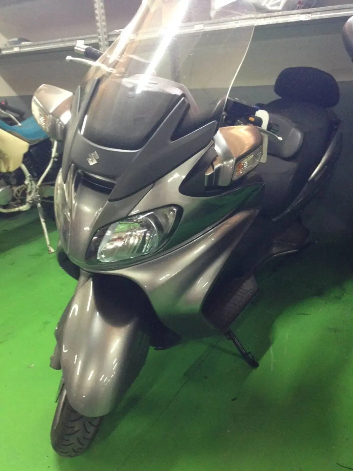 Suzuki Burgman AN 650 Executive ABS (2006 - 12) (2)