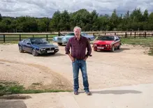 Jeremy Clarkson vende tre auto di The Grand Tour: all'asta anche la Lancia dell'ultimo viaggio con Hammond e May