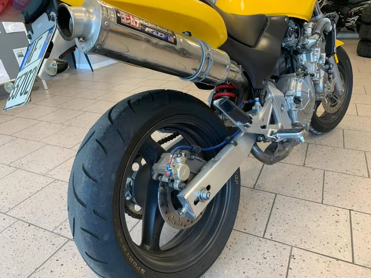 Honda Hornet 600 (1998 - 00) (10)