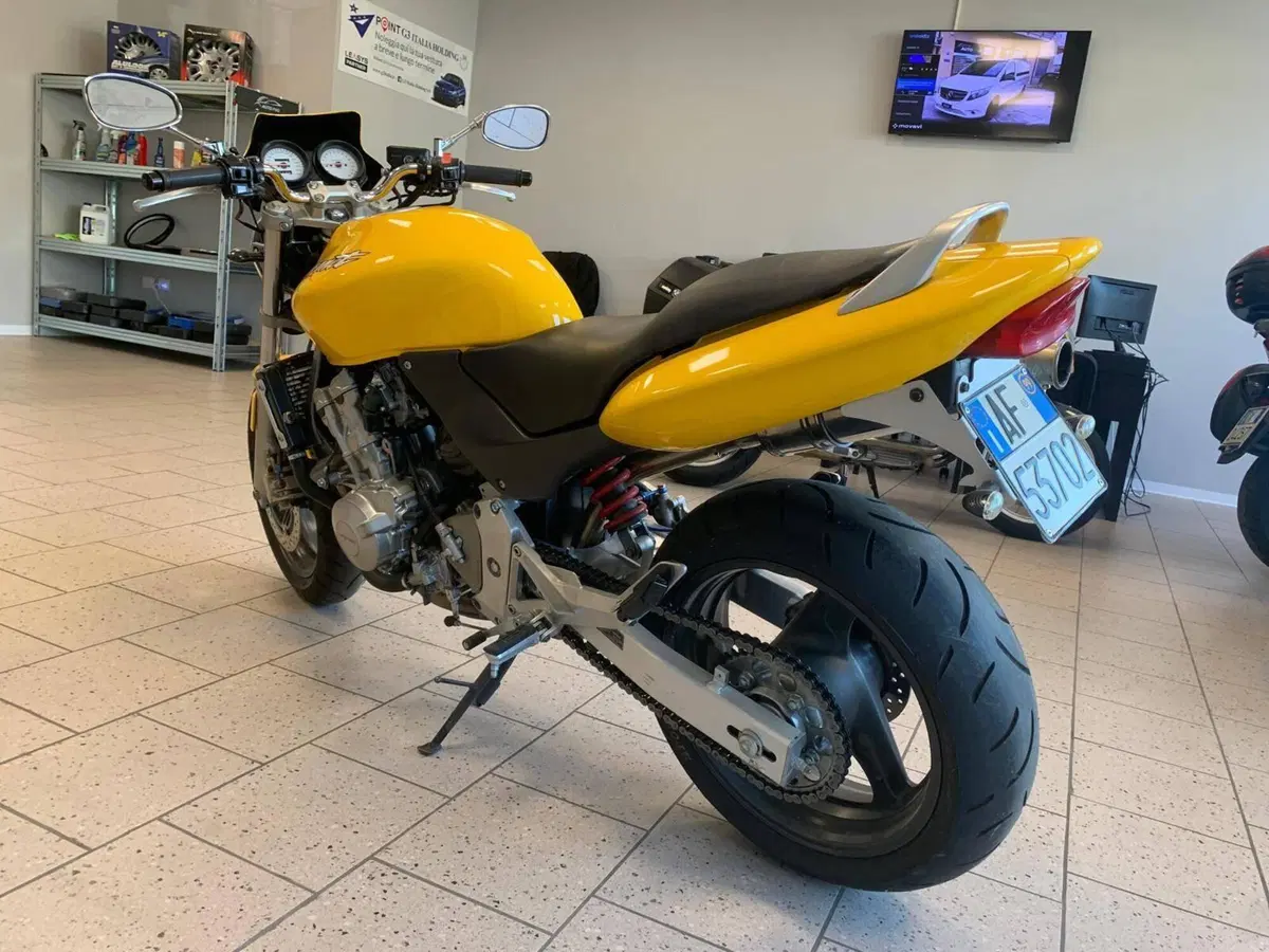 Honda Hornet 600 (1998 - 00) (4)